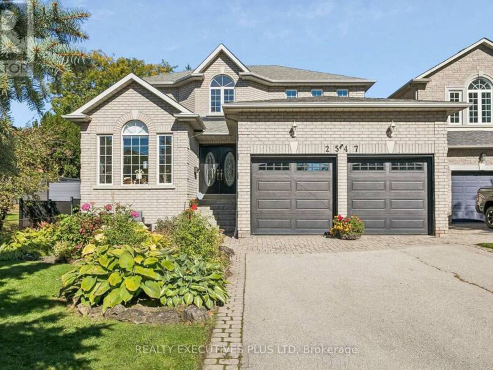 2547 MORRISON AVENUE, Mississauga, Ontario L5C 3J6
