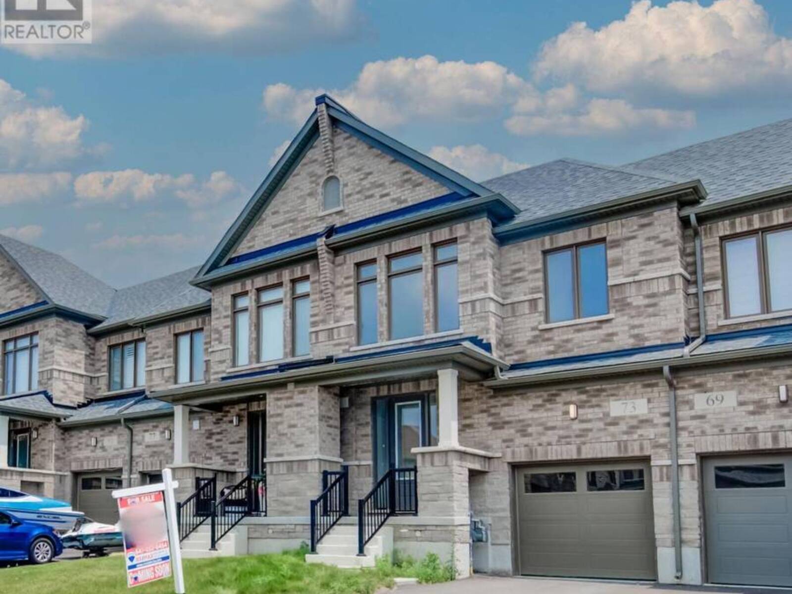 73 PRINCE PHILLIP BOULEVARD, Ayr, Ontario N0B 1E0
