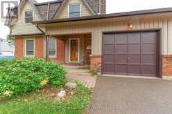 1 WISHBONE CRESCENT | Ajax Ontario | Slide Image Two