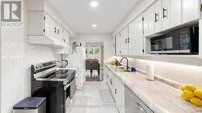 59 - 11 PLAISANCE ROAD | Richmond Hill Ontario | Slide Image Ten
