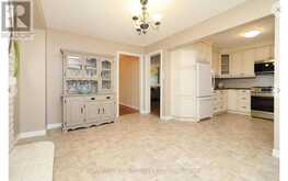 161 BILLINGS CRESCENT | Newmarket Ontario | Slide Image Seven