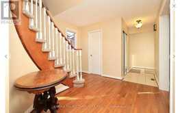 161 BILLINGS CRESCENT | Newmarket Ontario | Slide Image Four