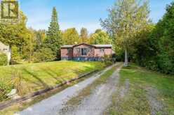 7 COUCHICHING CRESCENT | Tiny Ontario | Slide Image Three