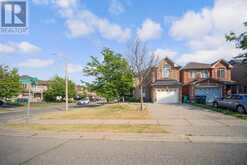 2 CHECKERBERRY CRESCENT | Brampton Ontario | Slide Image Four