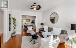 54 EAST DRIVE | Toronto Ontario | Slide Image Six