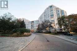 707 - 2267 LAKESHORE BOULEVARD W | Toronto Ontario | Slide Image Seven