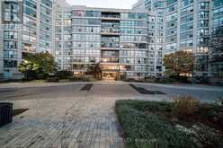 707 - 2267 LAKESHORE BOULEVARD W | Toronto Ontario | Slide Image Nine