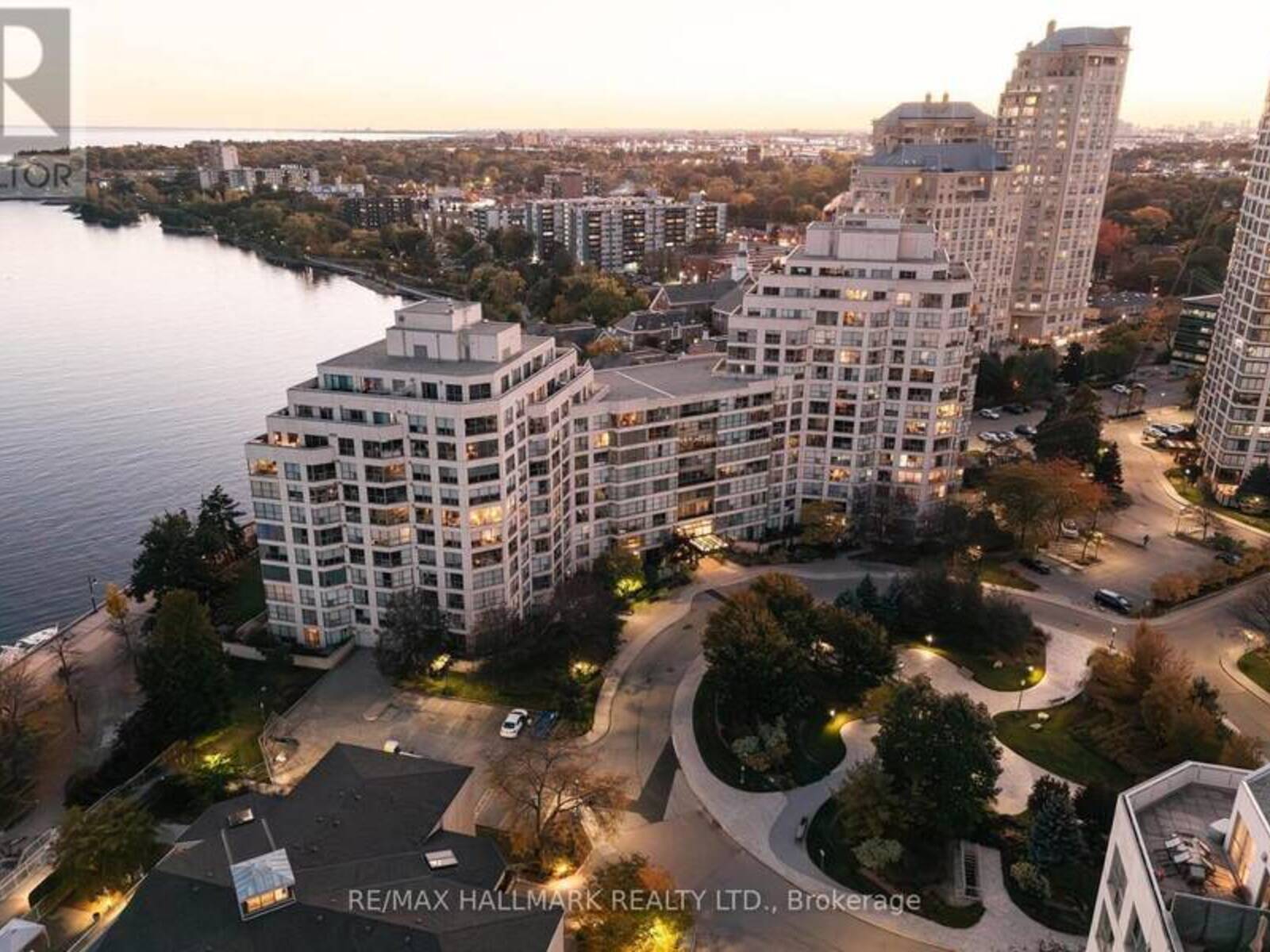 707 - 2267 LAKESHORE BOULEVARD W, Toronto, Ontario M8V 3X2