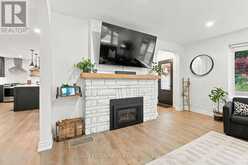 915 TANAGER AVENUE | Burlington Ontario | Slide Image Six