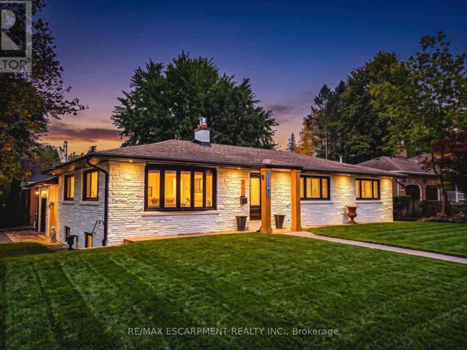 915 TANAGER AVENUE, Burlington, Ontario L7T 2Y1
