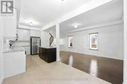 32 ROLLING LANE | Hamilton Ontario | Slide Image Seventeen