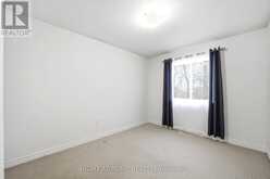 32 ROLLING LANE | Hamilton Ontario | Slide Image Thirty