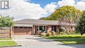 15 COLWICK DRIVE | Toronto Ontario | Slide Image Two