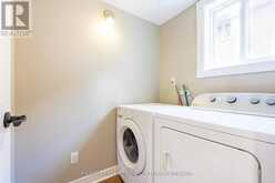 186 FERNDALE DRIVE S | Barrie Ontario | Slide Image Sixteen