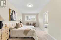 2076 COPPENWOOD COMMON | Burlington Ontario | Slide Image Twenty
