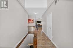 91 CANDLEWOOD DRIVE | Hamilton Ontario | Slide Image Four