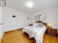 14 SHANEEN BOULEVARD | Toronto Ontario | Slide Image Fifteen