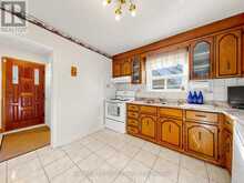 14 SHANEEN BOULEVARD | Toronto Ontario | Slide Image Eight