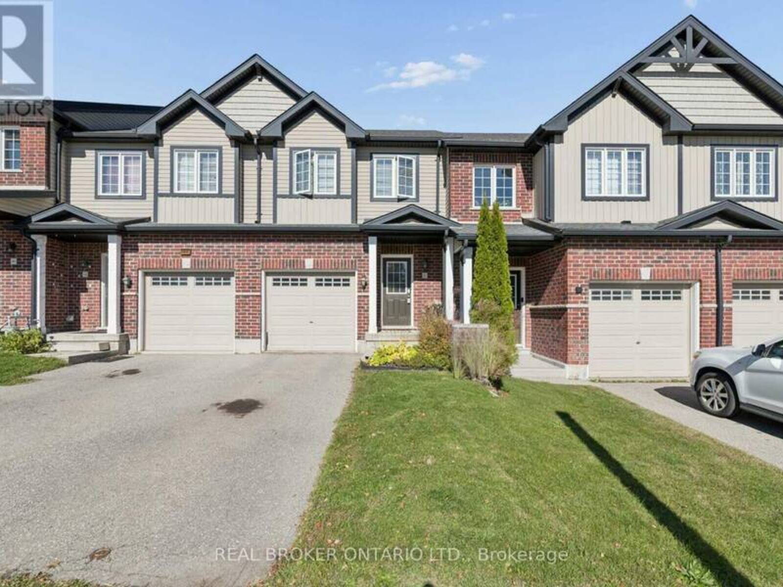 42 RENFREW STREET, Kitchener, Ontario N2R 0G5