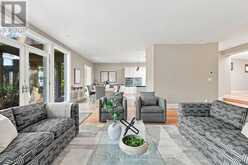 41 HURLINGHAM CRESCENT | Toronto Ontario | Slide Image Seventeen