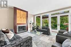 41 HURLINGHAM CRESCENT | Toronto Ontario | Slide Image Nineteen
