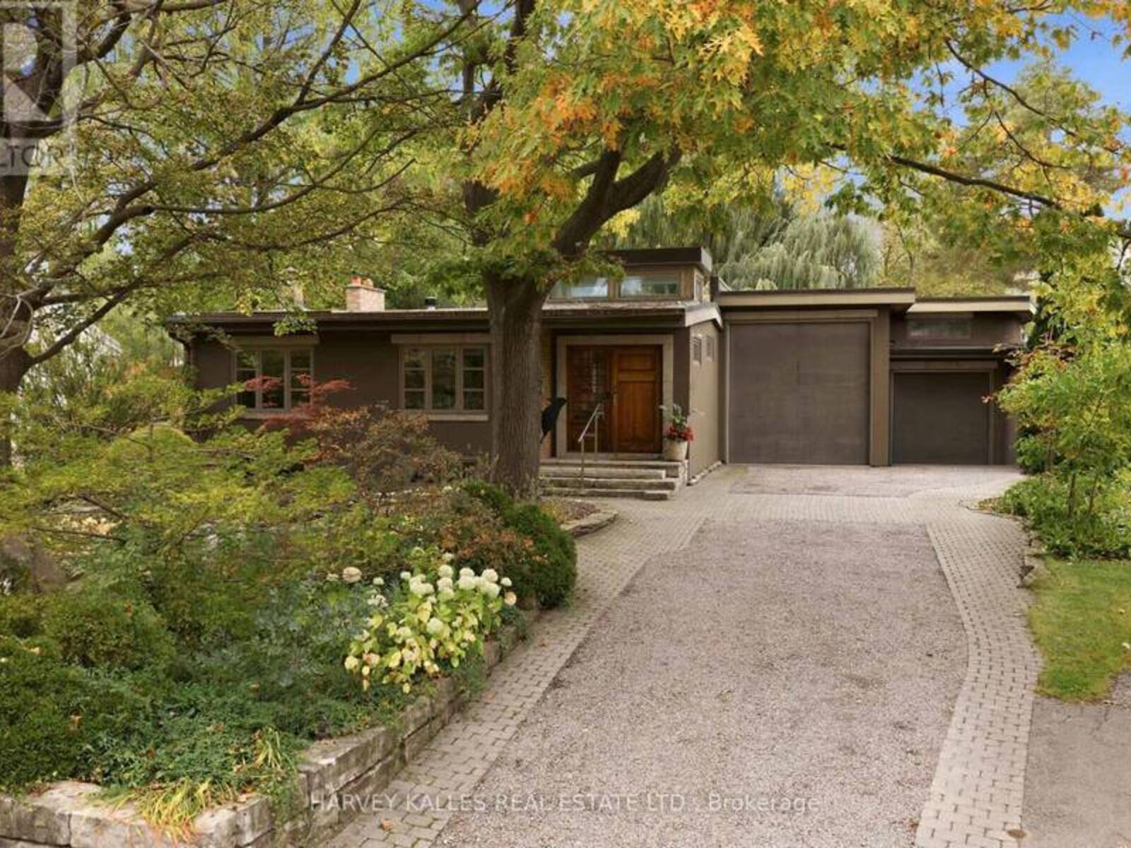 41 HURLINGHAM CRESCENT, Toronto, Ontario M3B 2P9