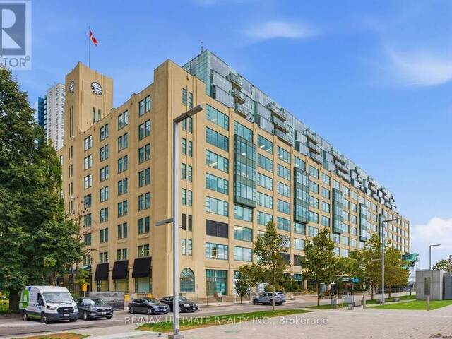 1105 - 211 QUEENS QUAY W Toronto Ontario, M5J 2M6 - 2 Bedrooms Waterfront Condo For Sale