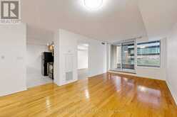 313 - 270 WELLINGTON STREET W | Toronto Ontario | Slide Image Twelve