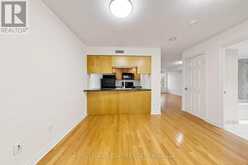 313 - 270 WELLINGTON STREET W | Toronto Ontario | Slide Image Six