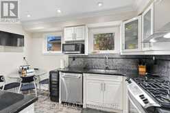 88 VALDOR DRIVE | Toronto Ontario | Slide Image Two