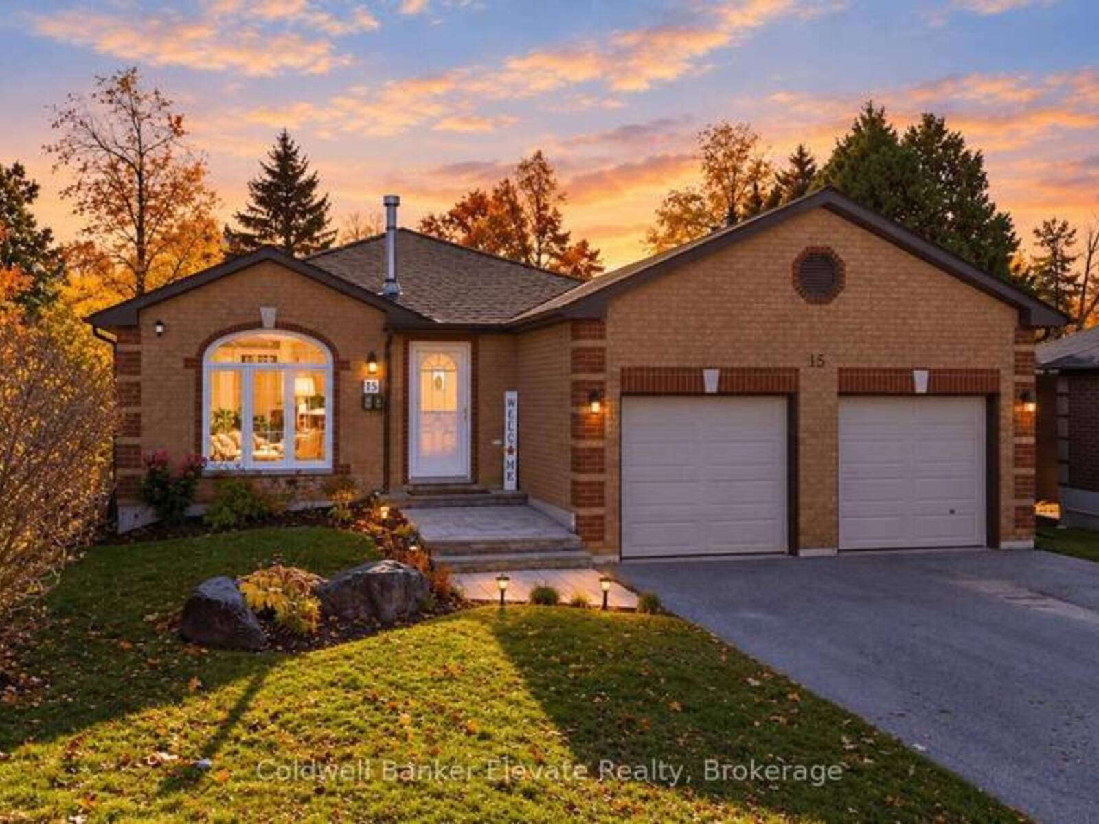 15 NAKISKA COURT, Barrie, Ontario L4N 8C4
