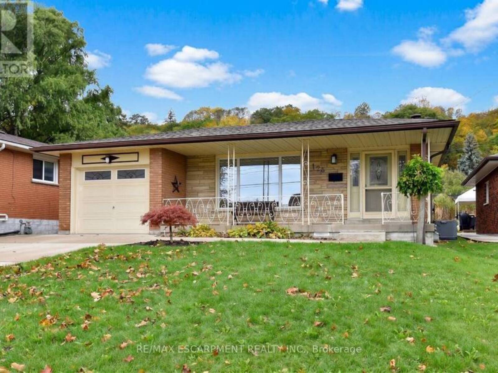 176 KIMBERLY DRIVE, Hamilton, Ontario L8K 4L1
