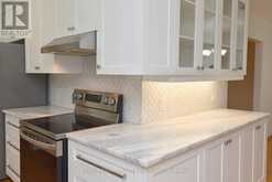 176 KIMBERLY DRIVE | Hamilton Ontario | Slide Image Thirteen
