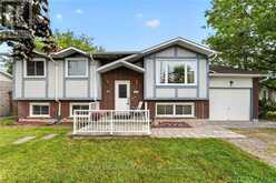 5 BROOKS CIRCLE | Smithville Ontario | Slide Image One