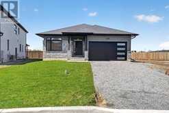 6192 CURLIN CRESCENT | Niagara Falls Ontario | Slide Image One