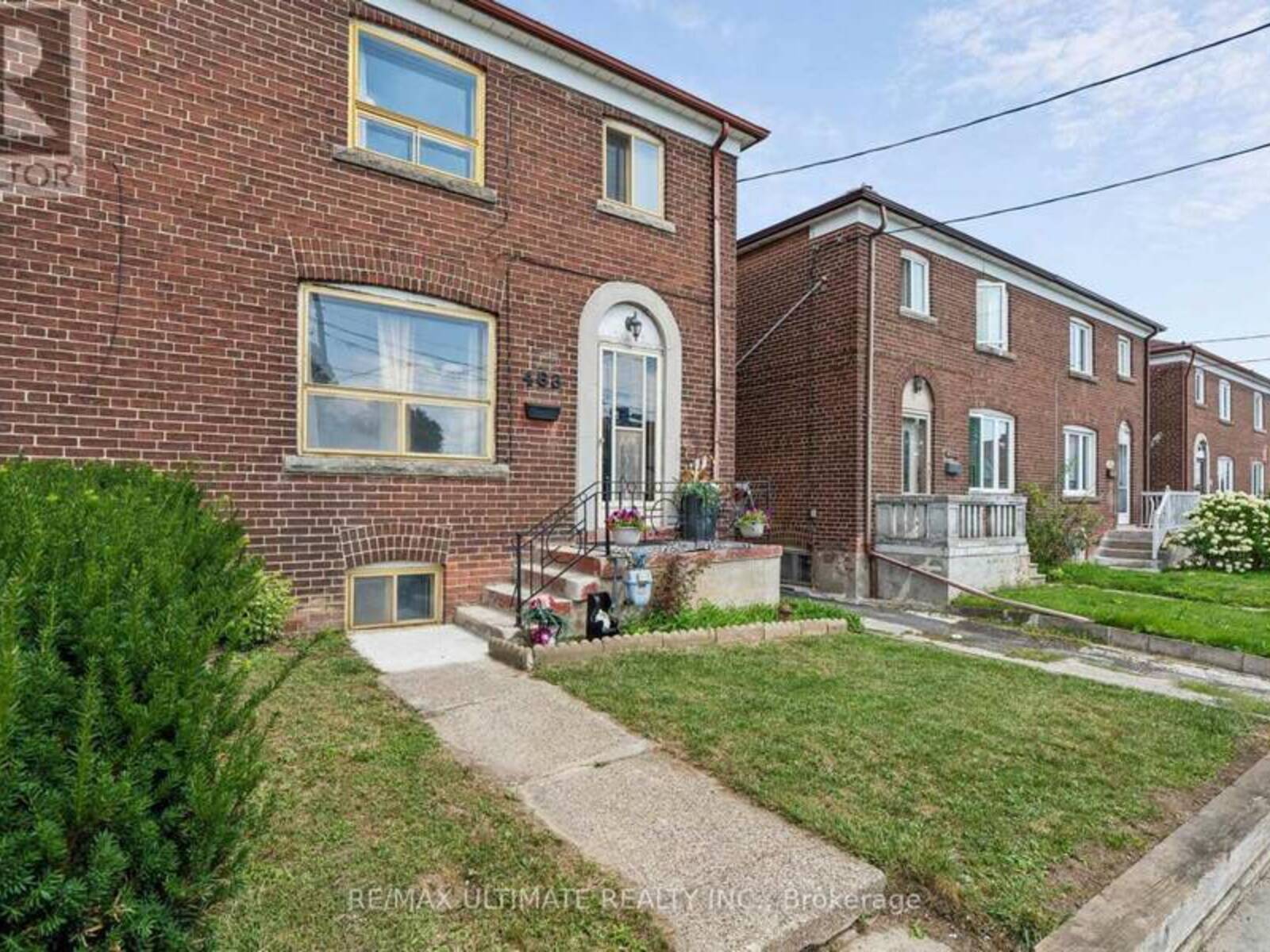 463 OAKWOOD AVENUE, Toronto, Ontario M6E 2W4