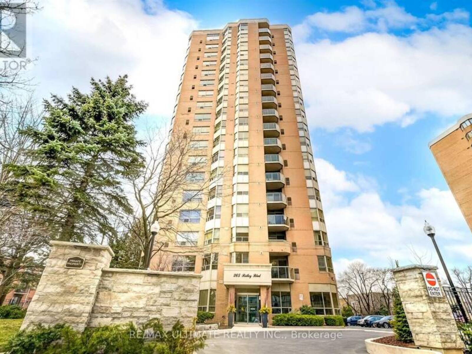 1605 - 265 RIDLEY BOULEVARD, Toronto, Ontario M5M 4N8