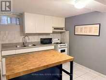 200 ROXTON ROAD | Toronto Ontario | Slide Image Sixteen