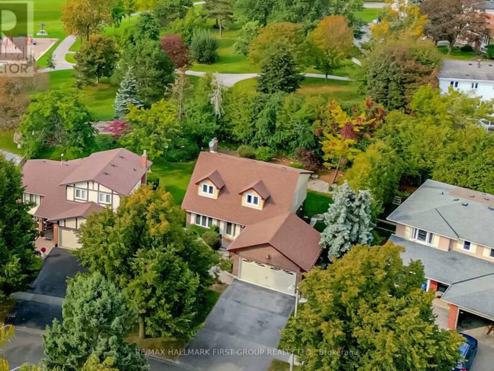 33 ANSTEAD CRESCENT, Ajax, Ontario L1S 3X4