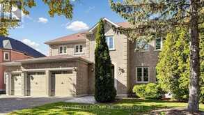 50 LYTTON BOULEVARD | Richmond Hill Ontario | Slide Image Four