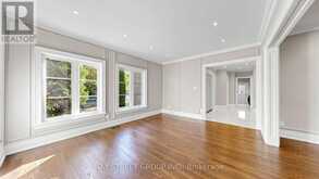 50 LYTTON BOULEVARD | Richmond Hill Ontario | Slide Image Nine
