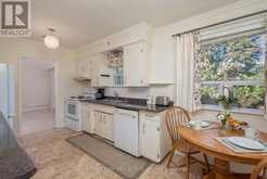 20 STRATHROY CRESCENT | Markham Ontario | Slide Image Ten