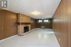 20 STRATHROY CRESCENT | Markham Ontario | Slide Image Seventeen