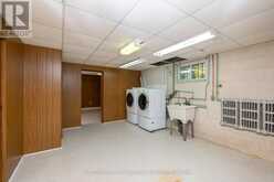 20 STRATHROY CRESCENT | Markham Ontario | Slide Image Eighteen