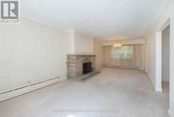 20 STRATHROY CRESCENT | Markham Ontario | Slide Image Four
