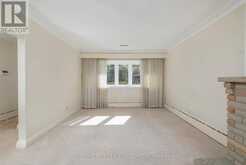 20 STRATHROY CRESCENT | Markham Ontario | Slide Image Five