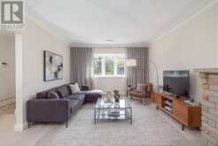 20 STRATHROY CRESCENT | Markham Ontario | Slide Image Six