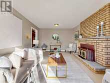 37 DOWLING CIRCLE | Markham Ontario | Slide Image Nine