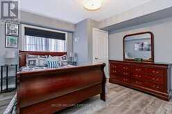 13 - 137 SYDENHAM WELLS | Barrie Ontario | Slide Image Seventeen