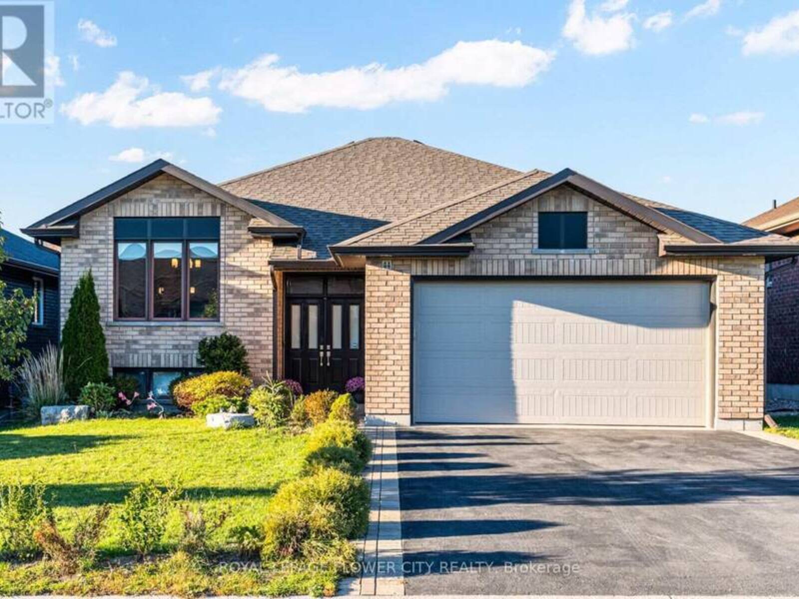 44 LIBERTY CRESCENT, Quinte West, Ontario K0K 1B0